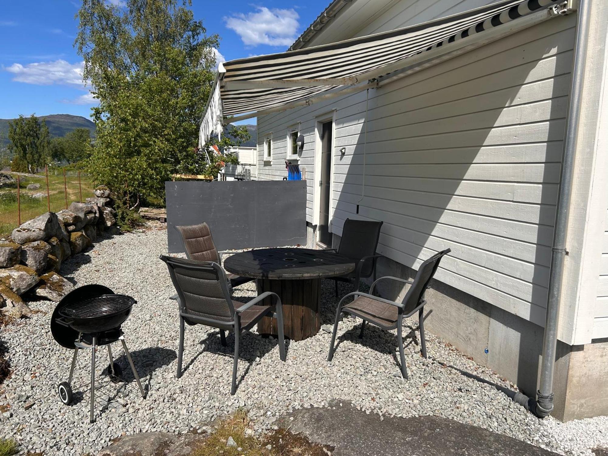 Puntsnes Apartmen Hjelmeland 외부 사진